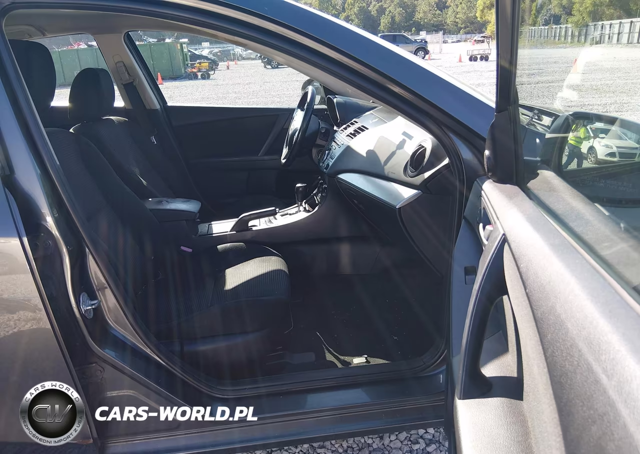 2012 Mazda Mazda3 I Touring VIN:JM1BL1L76C1656393 - 5