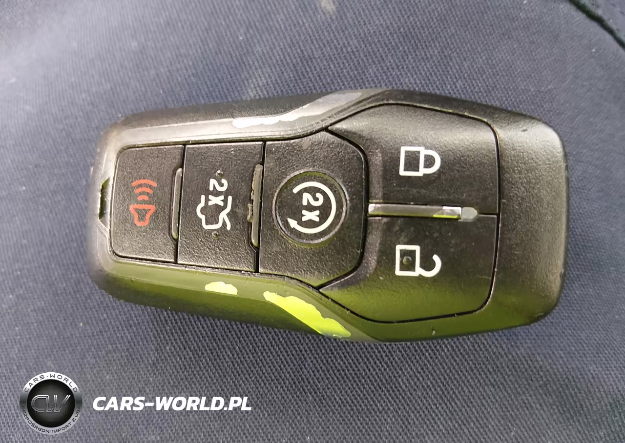 2015 Ford Fusion Titanium VIN:3FA6P0K91FR239489 - 11