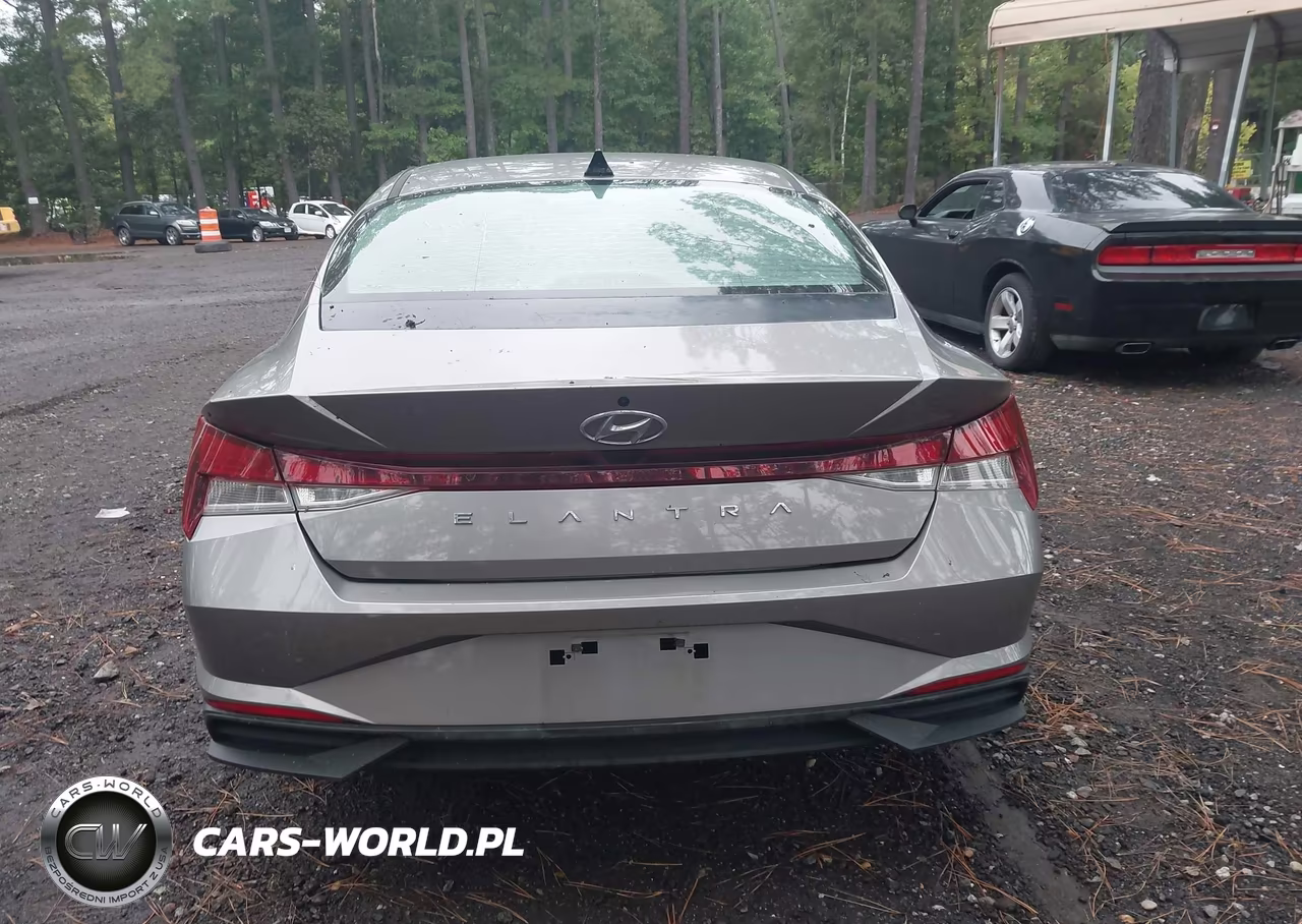 2022 Hyundai Elantra Sel VIN:KMHLM4AG6NU260841 - 16