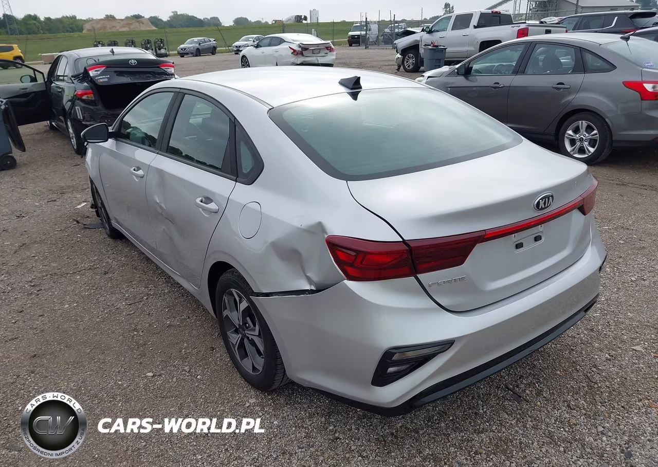 2020 Kia Forte Lxs VIN:3KPF24AD3LE163346 - 3