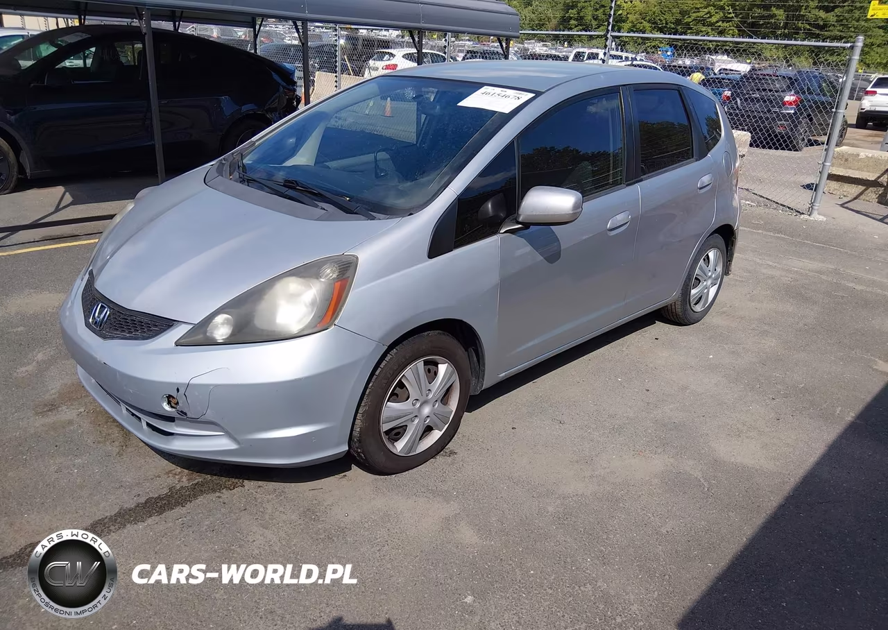 2013 Honda Fit VIN:JHMGE8H37DC037465 - 2