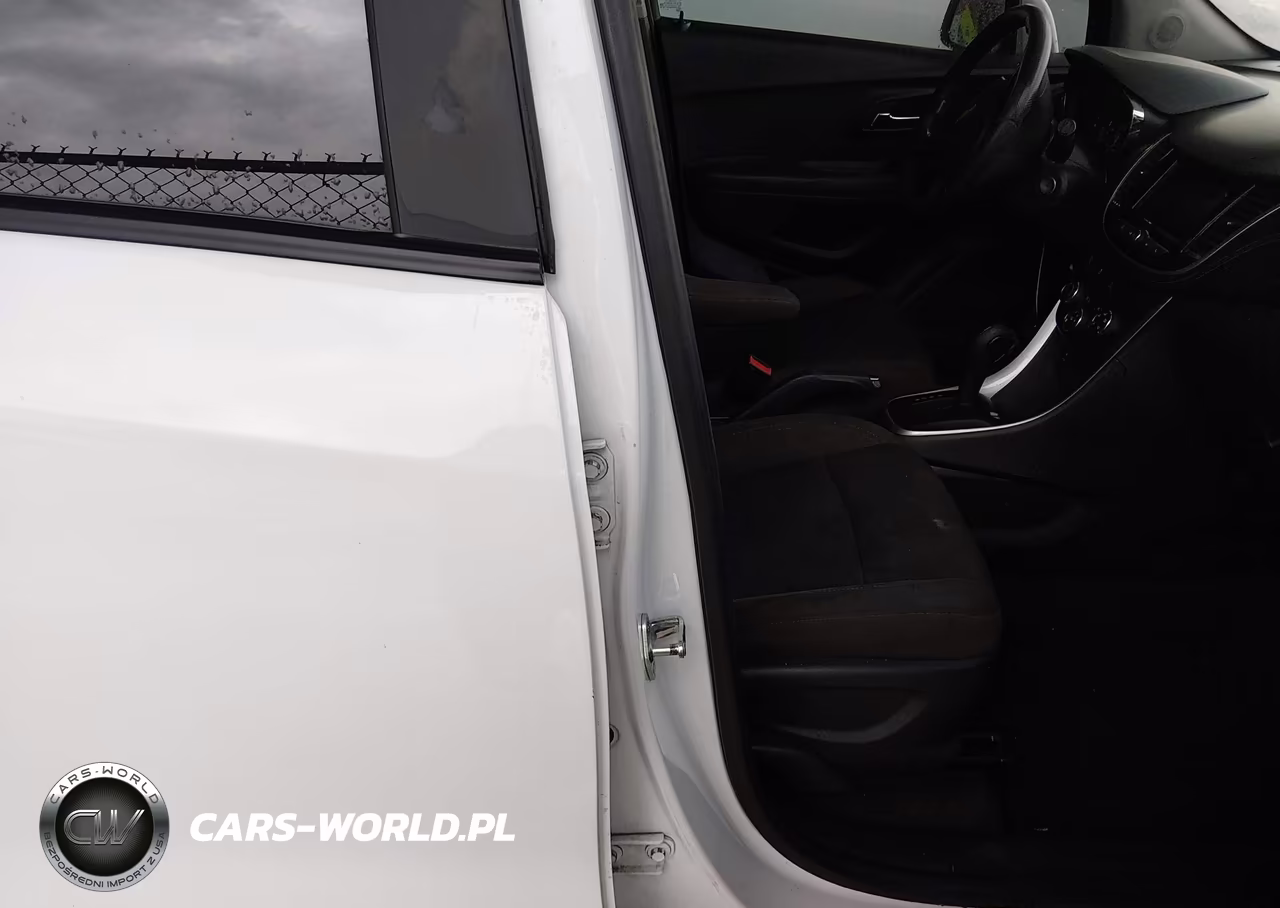 2018 Chevrolet Trax Ls VIN:KL7CJKSB0JB723435 - 5