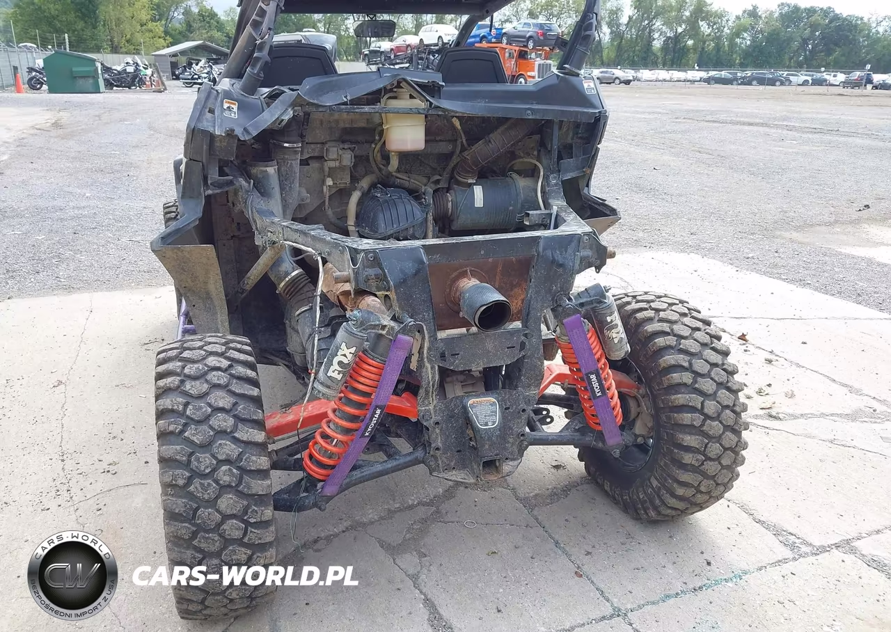 2023 Can-Am Commander Xt 1000R-Xt-P 1000R VIN:3JBAKAX4XPE002677 - 13