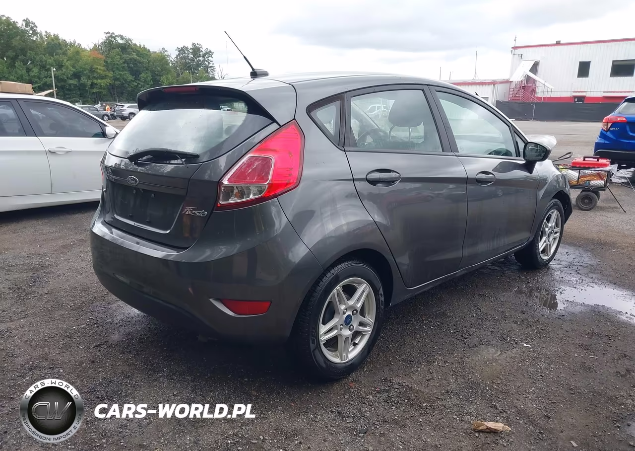2018 Ford Fiesta Se VIN:3FADP4EJ2JM145163 - 4