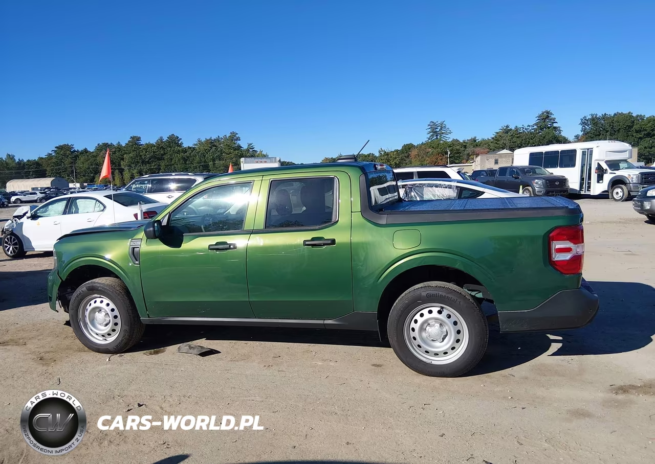 2025 Ford Maverick Xl VIN:3FTTW8B35SRB28951 - 14