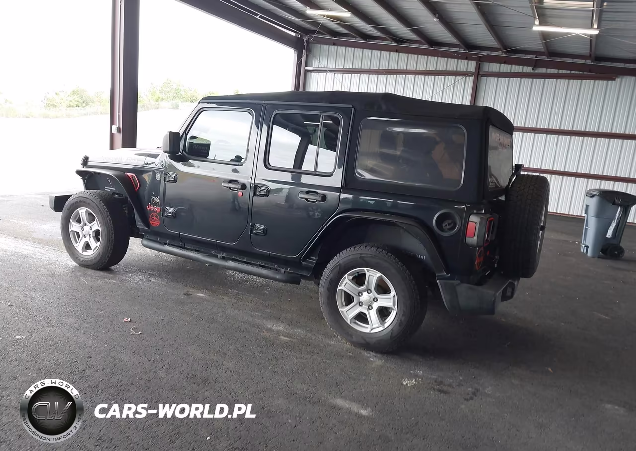 2018 Jeep Wrangler Unlimited Sport S 4X4 VIN:1C4HJXDG2JW150156 - 3