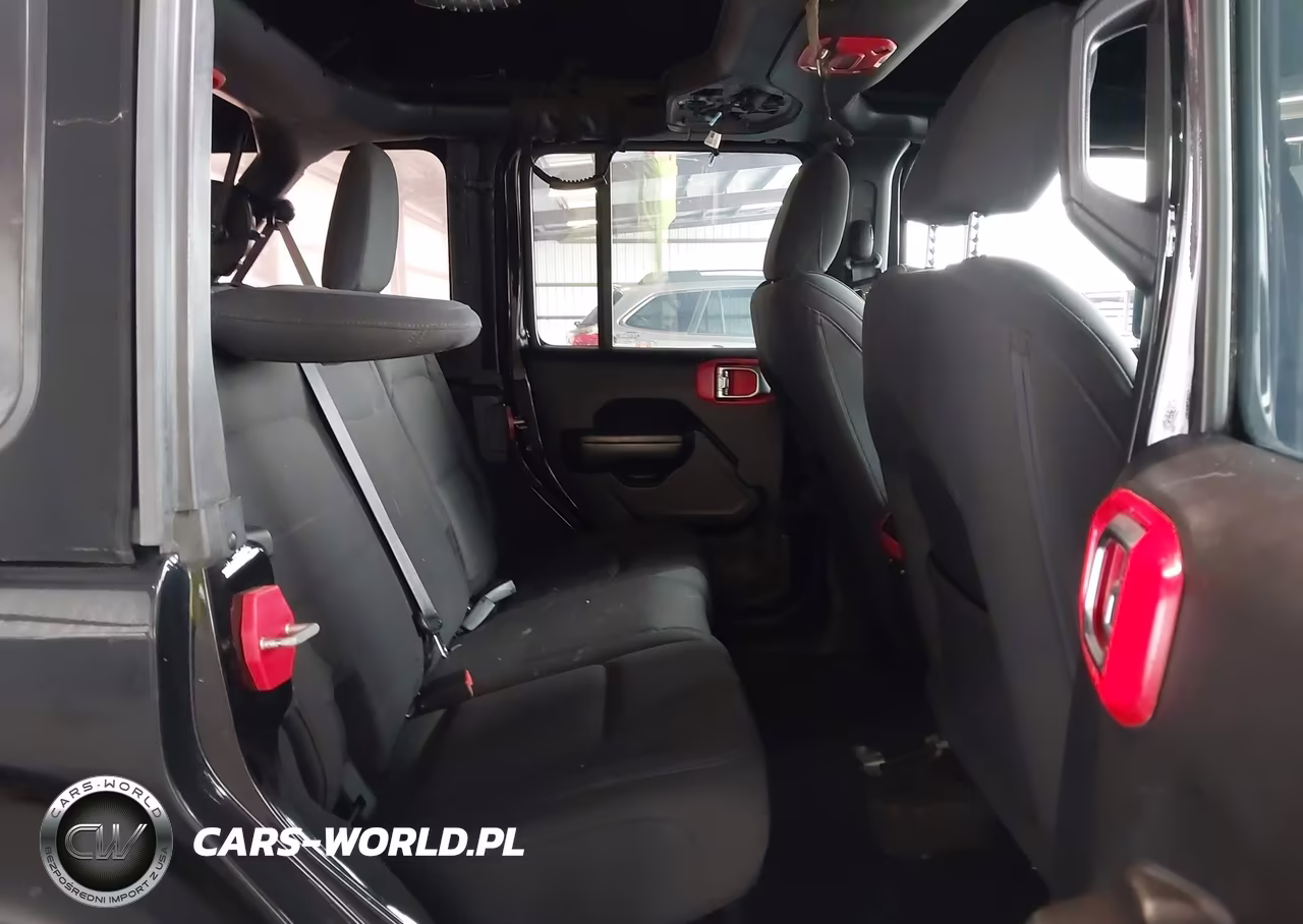 2018 Jeep Wrangler Unlimited Sport S 4X4 VIN:1C4HJXDG2JW150156 - 8