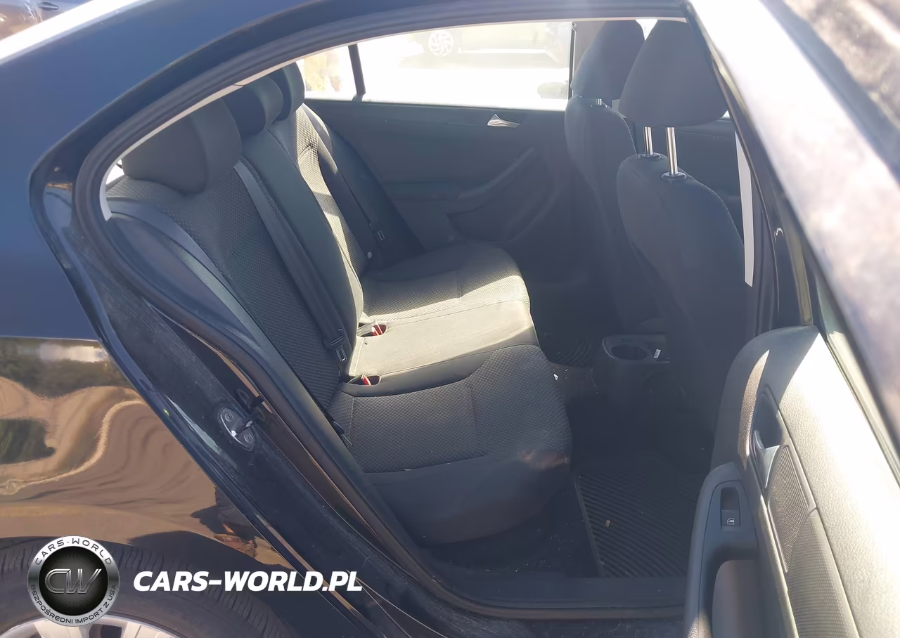 2012 Volkswagen Jetta 2.0L S VIN:3VW2K7AJ5CM414084 - 8