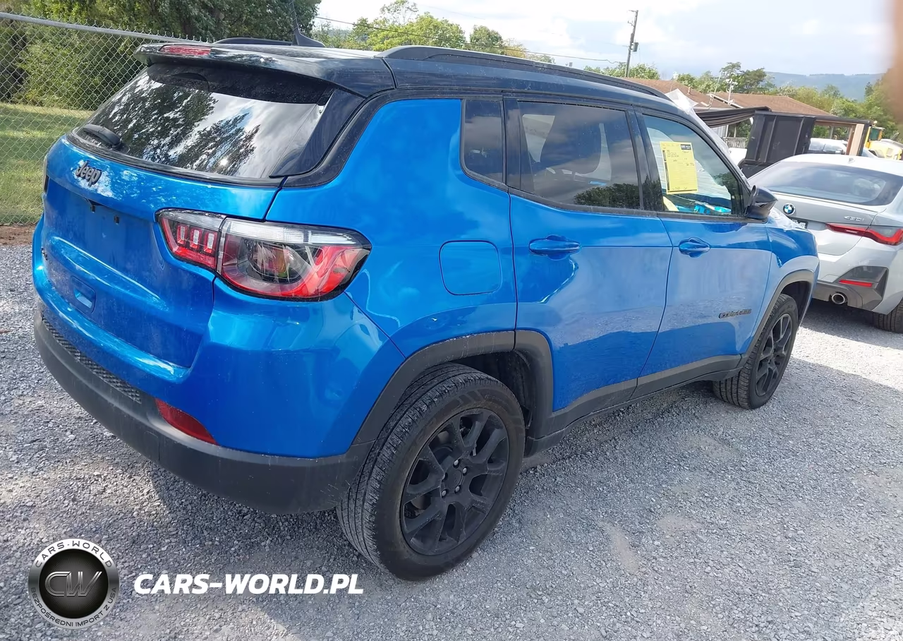2024 Jeep Compass Latitude 4X4 VIN:3C4NJDBN6RT104897 - 4