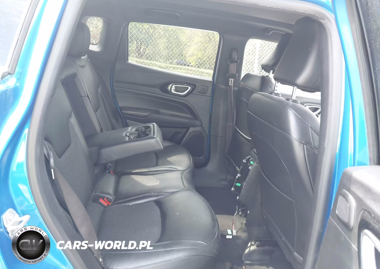 2024 Jeep Compass Latitude 4X4 VIN:3C4NJDBN6RT104897 - 8