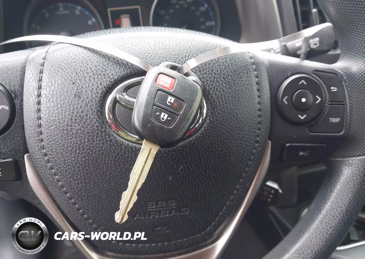 2018 Toyota Rav4 Le VIN:JTMZFREV0JJ171809 - 11