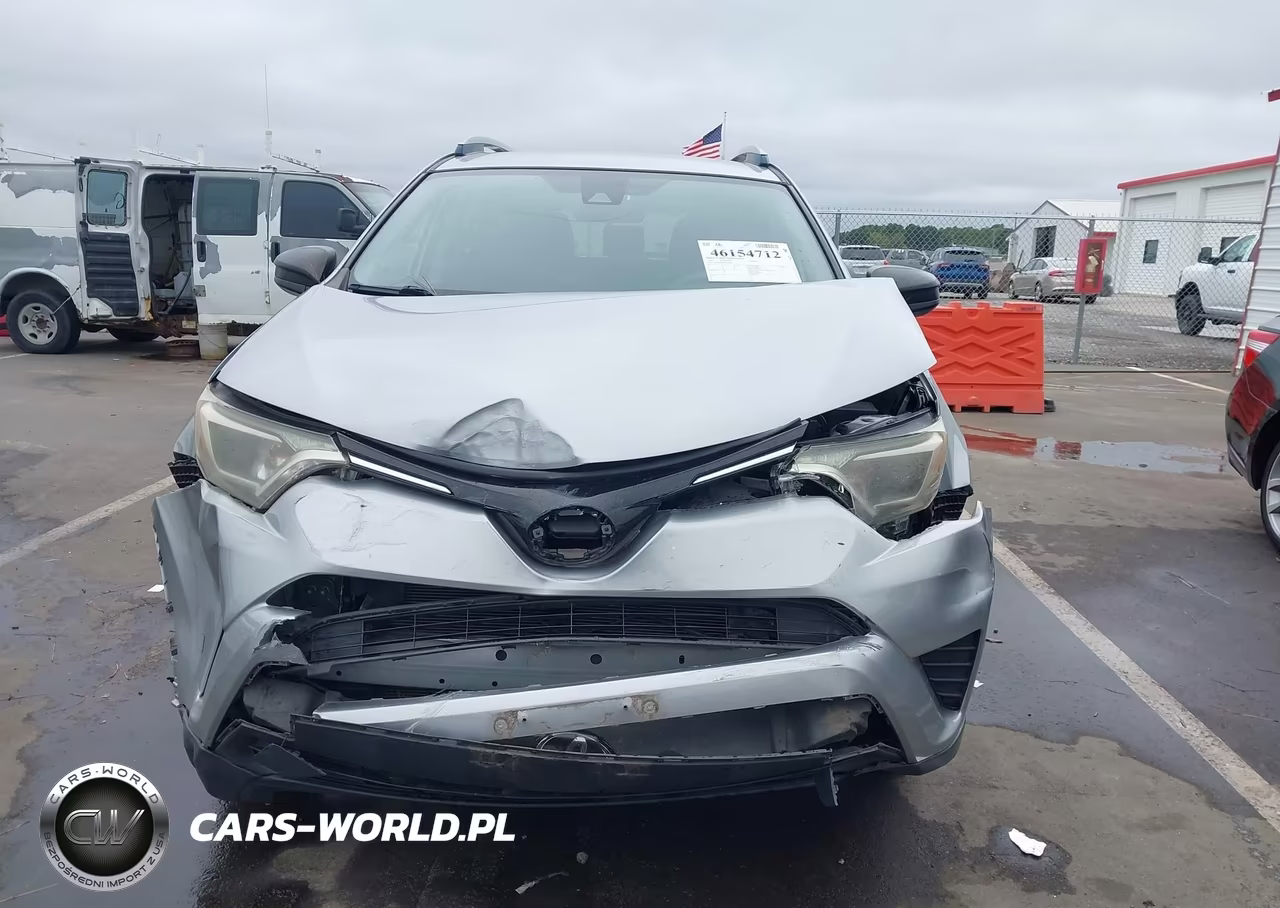 2018 Toyota Rav4 Le VIN:JTMZFREV0JJ171809 - 12