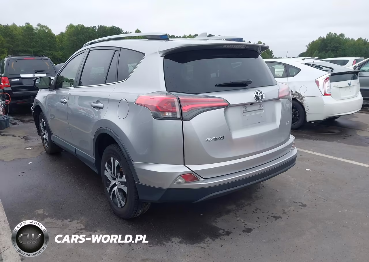 2018 Toyota Rav4 Le VIN:JTMZFREV0JJ171809 - 3