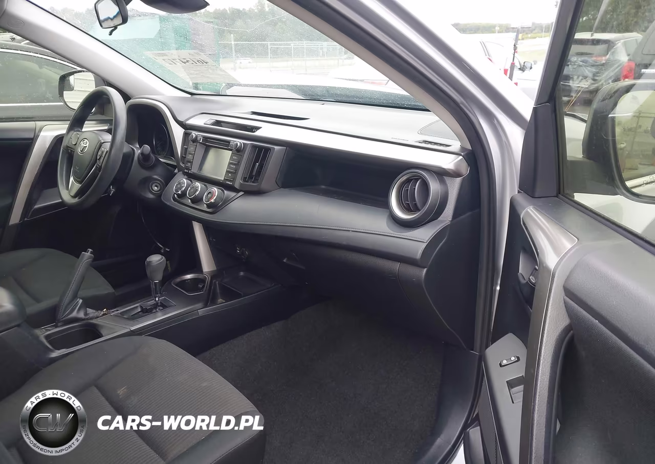 2018 Toyota Rav4 Le VIN:JTMZFREV0JJ171809 - 5