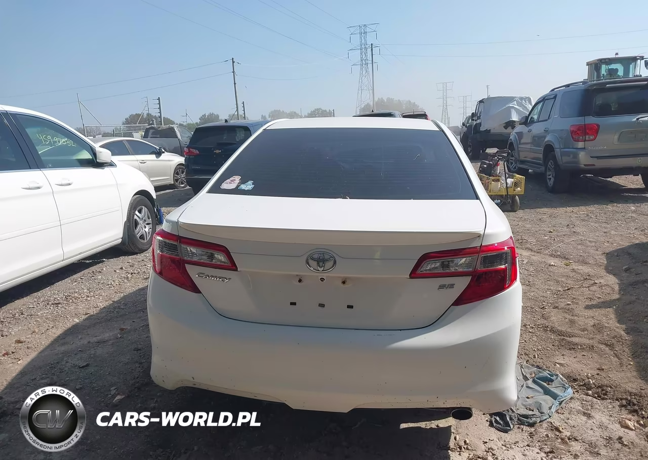 2014 Toyota Camry Se VIN:4T1BF1FKXEU349636 - 16