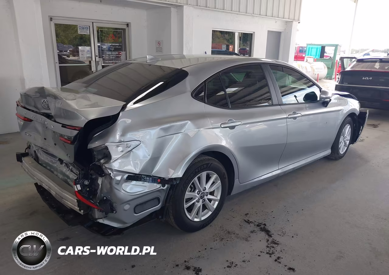 2025 Toyota Camry Le VIN:4T1DAACK0SU173025 - 4