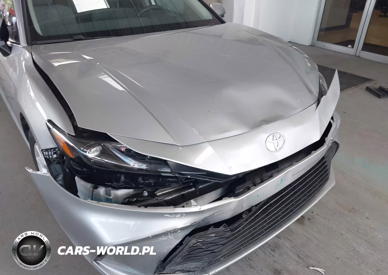 2025 Toyota Camry Le VIN:4T1DAACK0SU173025 - 6