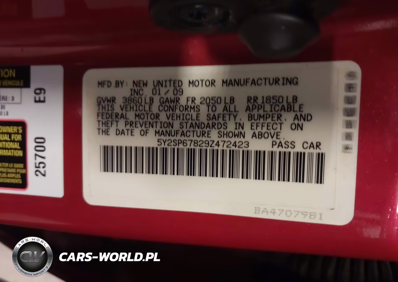 2009 Pontiac Vibe VIN:5Y2SP67829Z472423 - 9