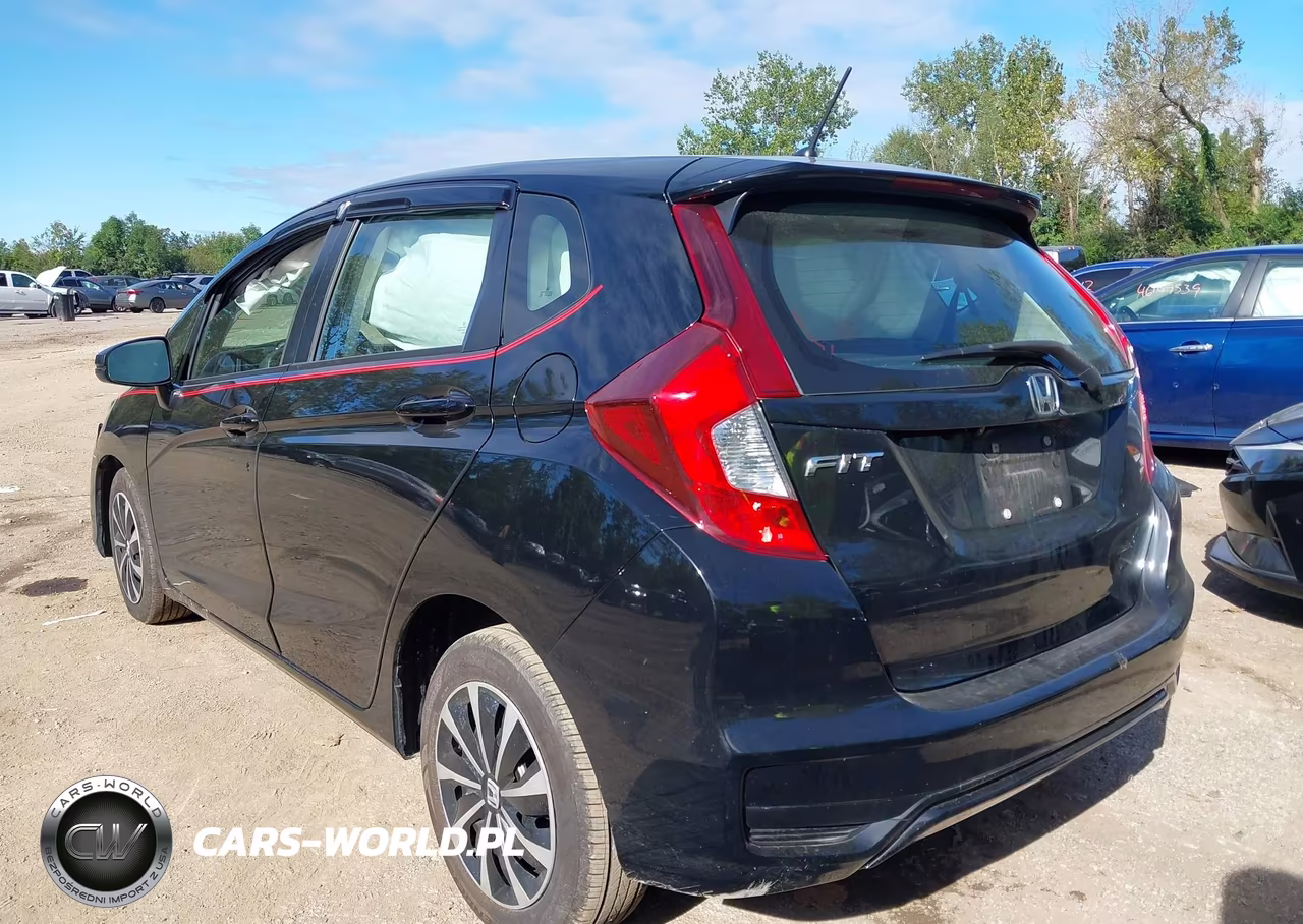 2019 Honda Fit Lx VIN:3HGGK5H45KM741842 - 3