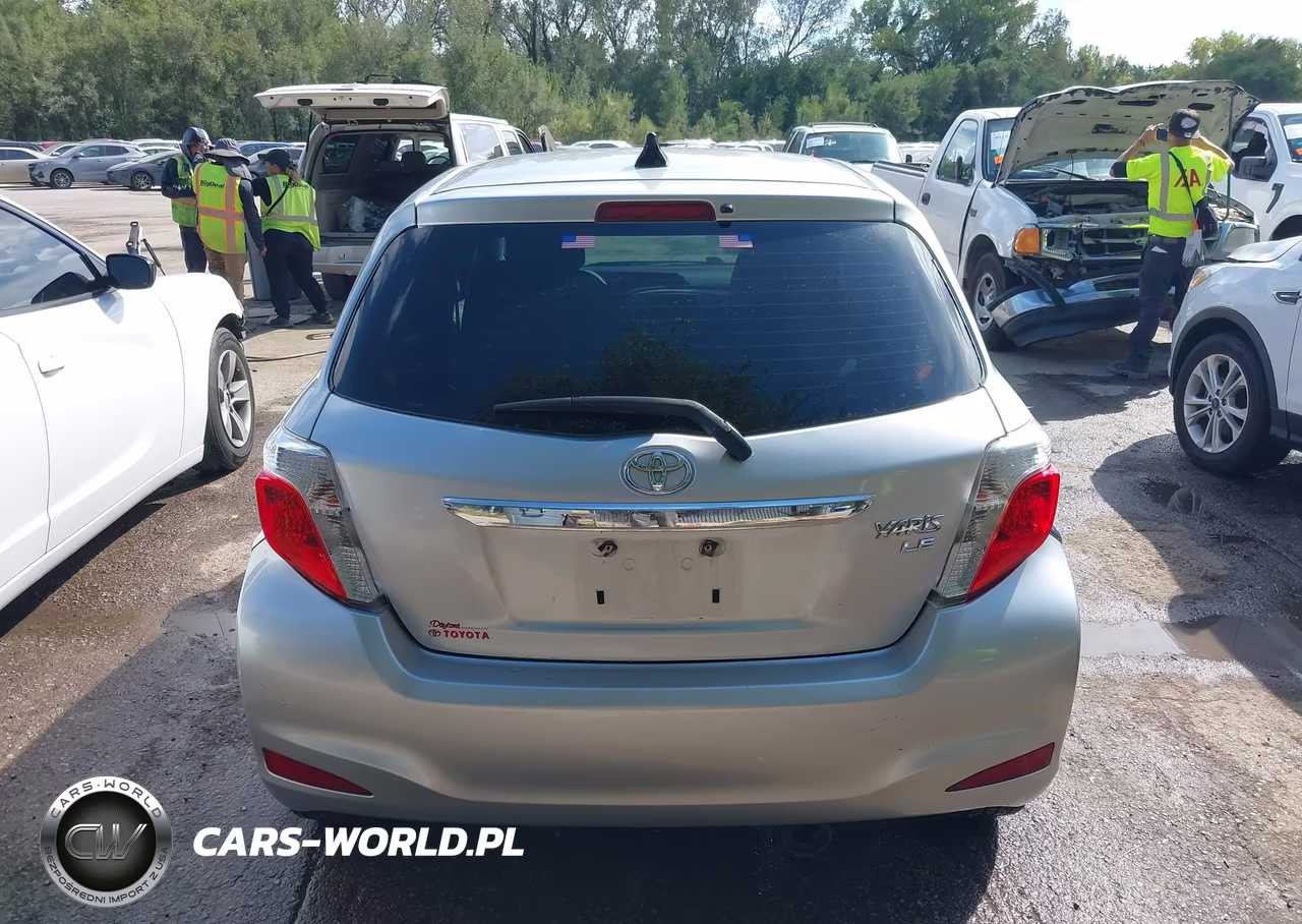2013 Toyota Yaris Le VIN:JTDKTUD30DD564869 - 16