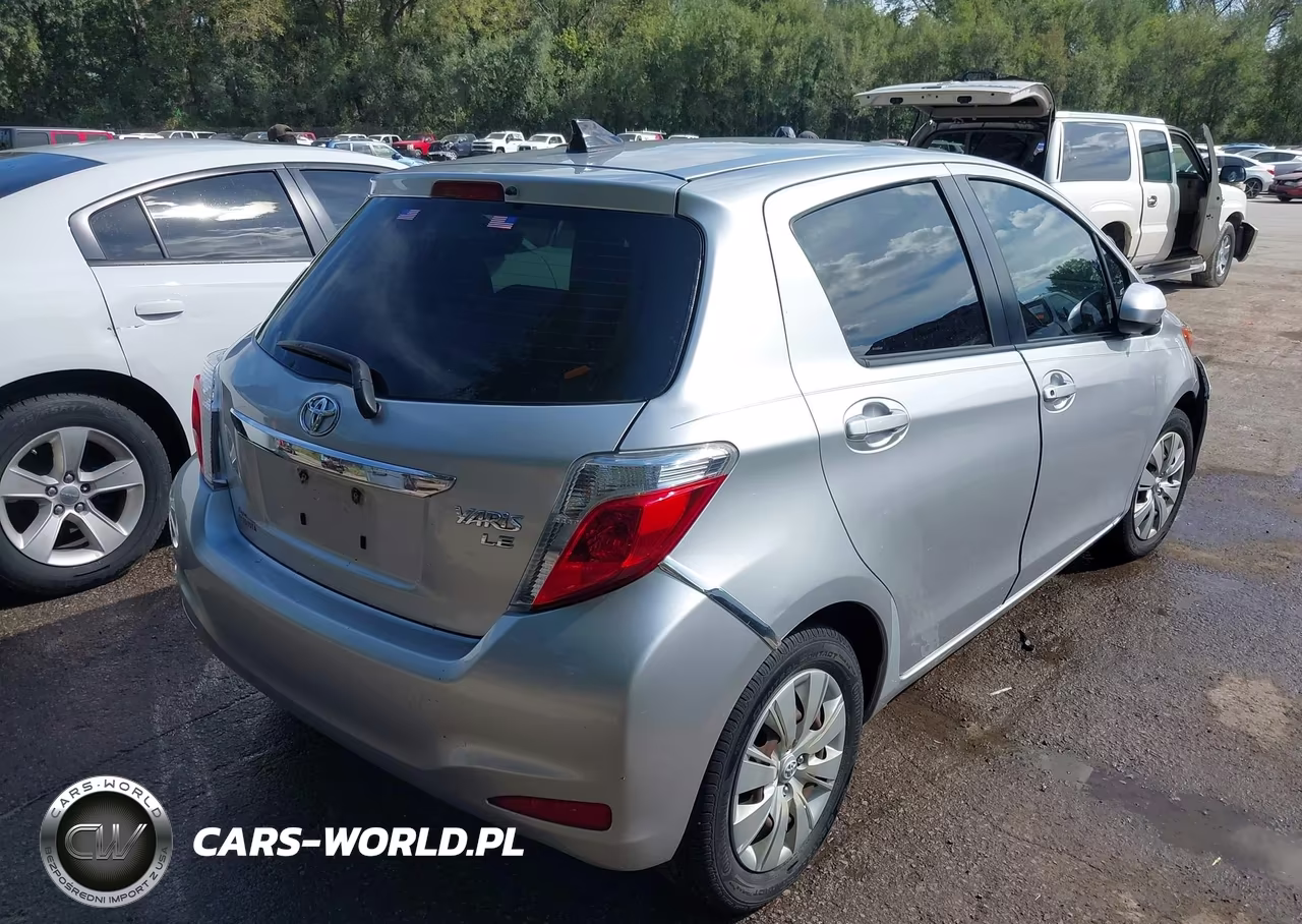 2013 Toyota Yaris Le VIN:JTDKTUD30DD564869 - 4