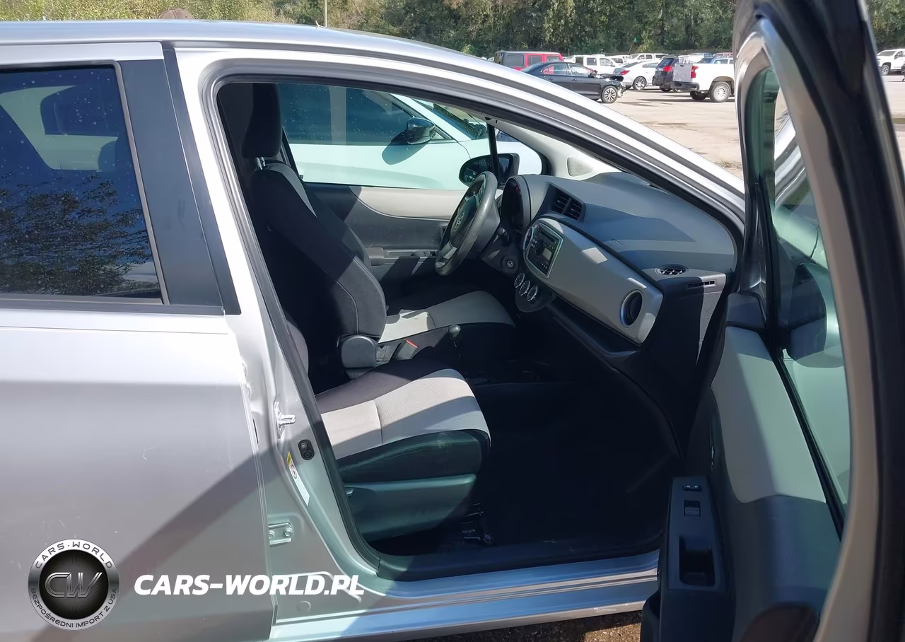 2013 Toyota Yaris Le VIN:JTDKTUD30DD564869 - 5