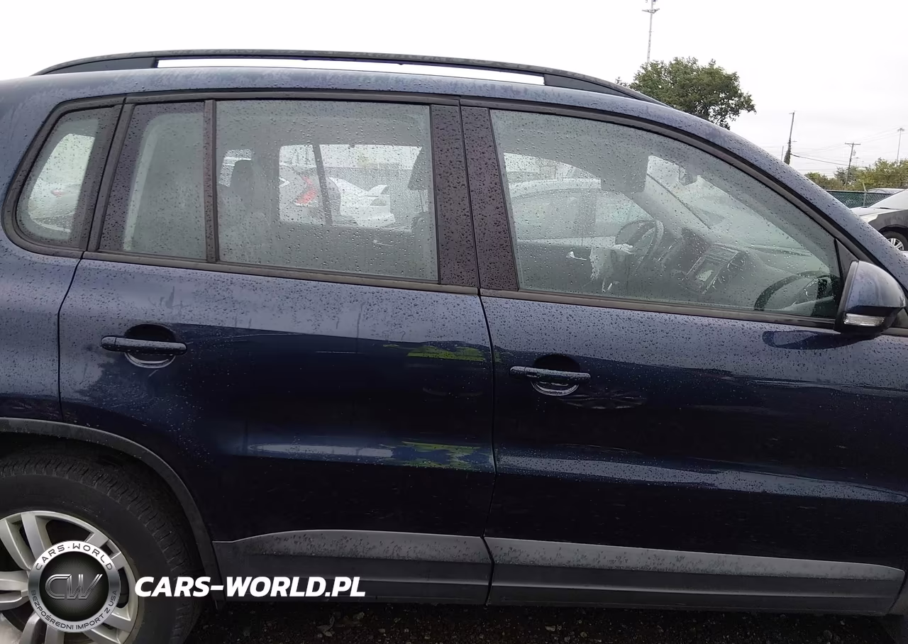 2016 Volkswagen Tiguan S VIN:WVGAV7AX7GW611303 - 13