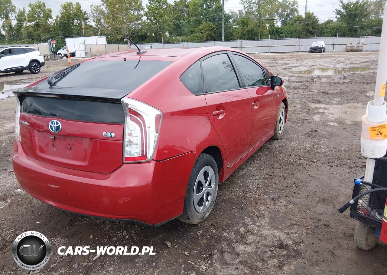 2012 Toyota Prius Three VIN:JTDKN3DU4C5456695 - 4