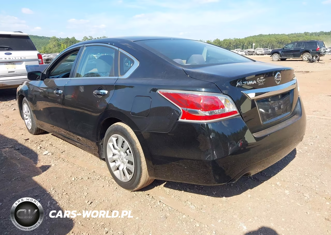 2015 Nissan Altima 2.5 S VIN:1N4AL3AP5FC293917 - 3