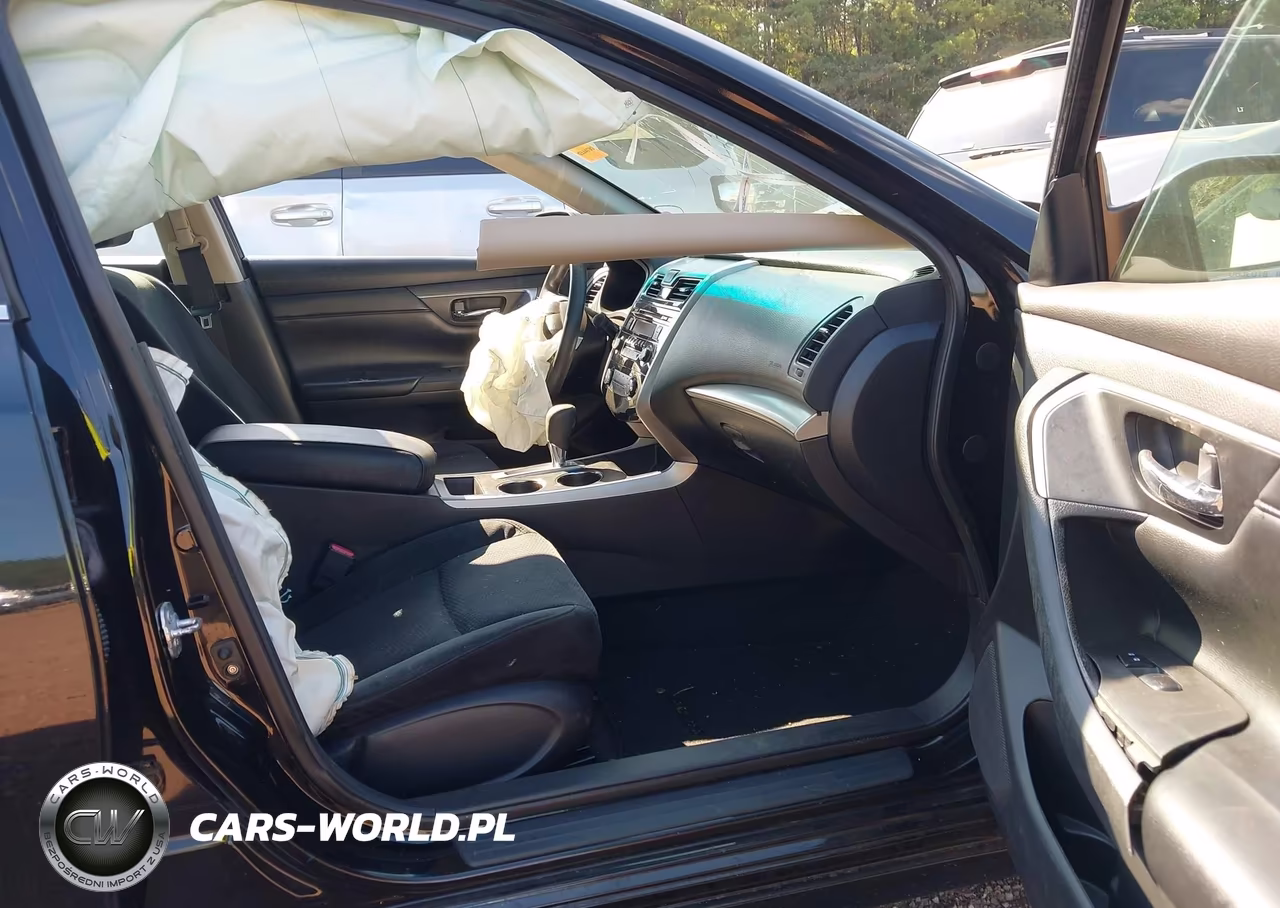 2015 Nissan Altima 2.5 S VIN:1N4AL3AP5FC293917 - 5
