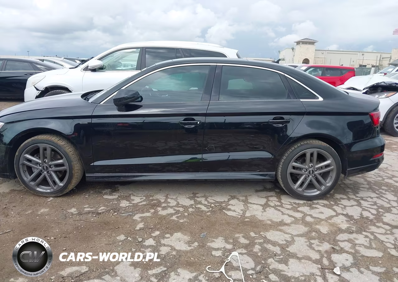 2017 Audi A3 2.0T Premium VIN:WAUGUGFF2H1058234 - 14