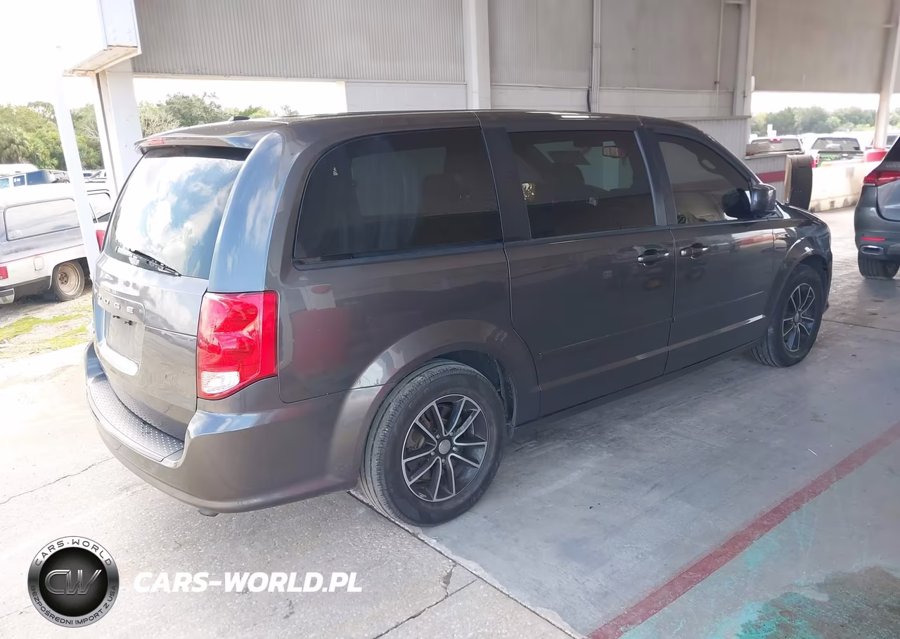 2017 Dodge Grand Caravan Se Plus VIN:2C4RDGBG9HR843744 - 4