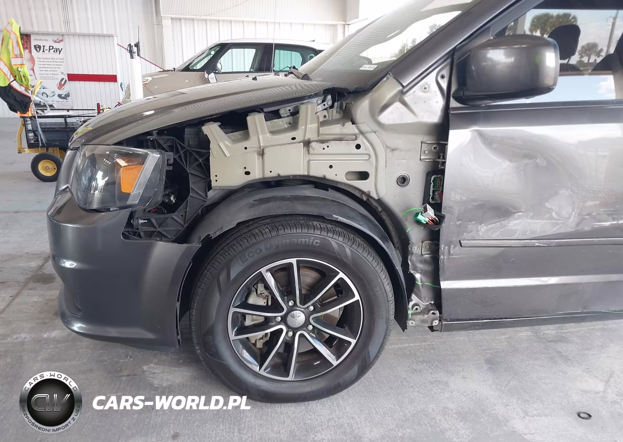 2017 Dodge Grand Caravan Se Plus VIN:2C4RDGBG9HR843744 - 6