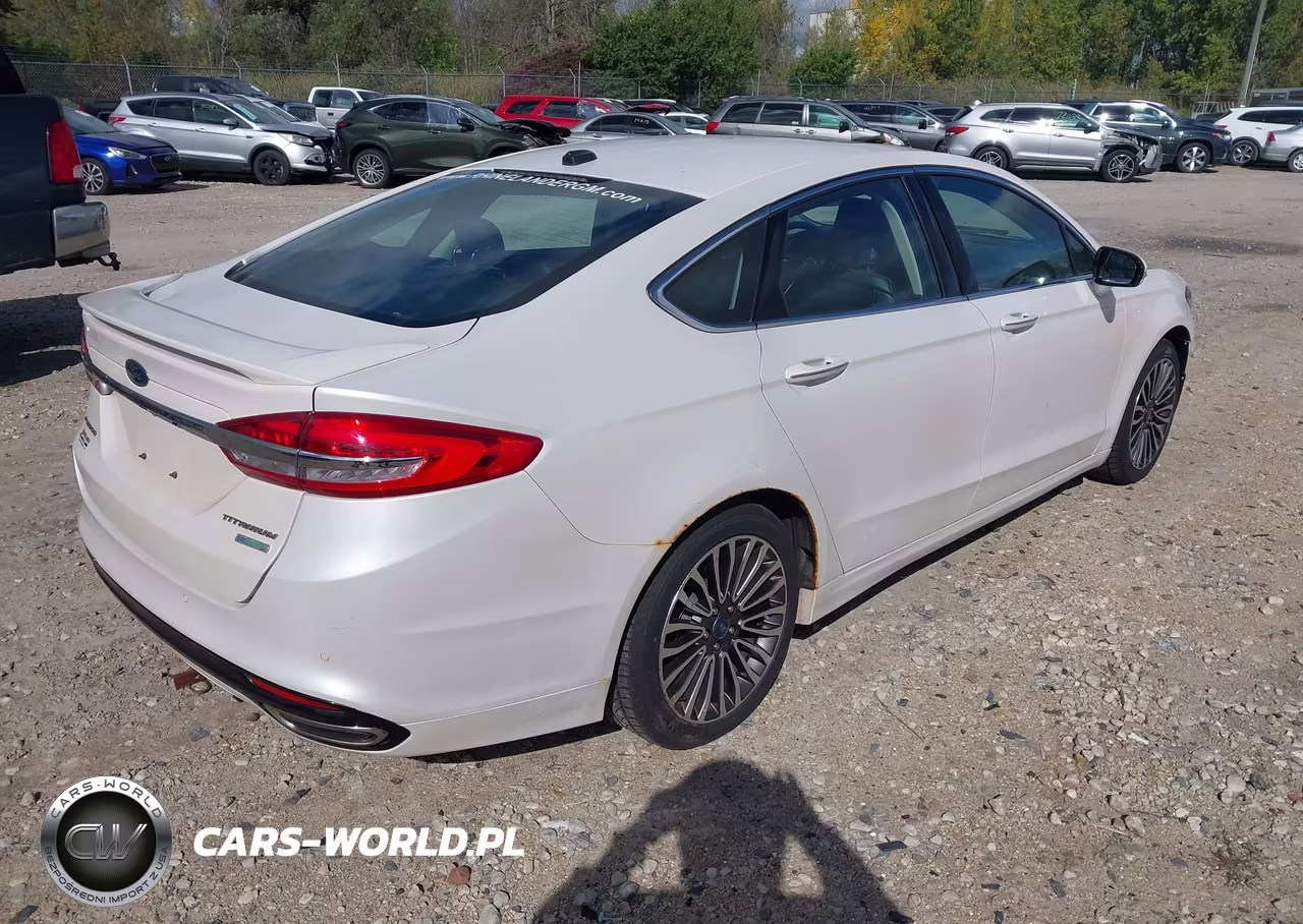 2017 Ford Fusion Titanium VIN:3FA6P0K94HR148798 - 4
