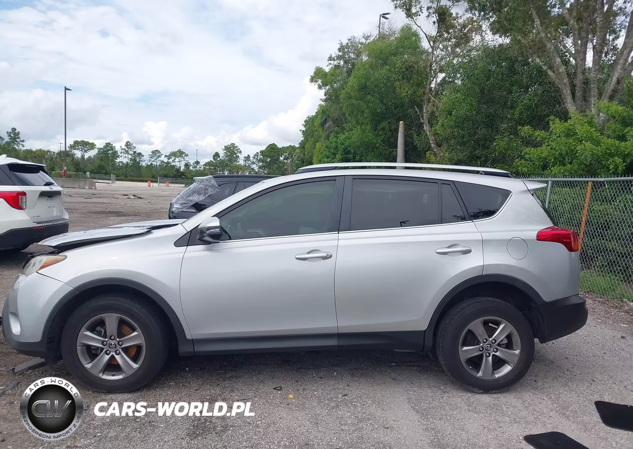 2015 Toyota Rav4 Xle VIN:JTMWFREV1FJ035506 - 14