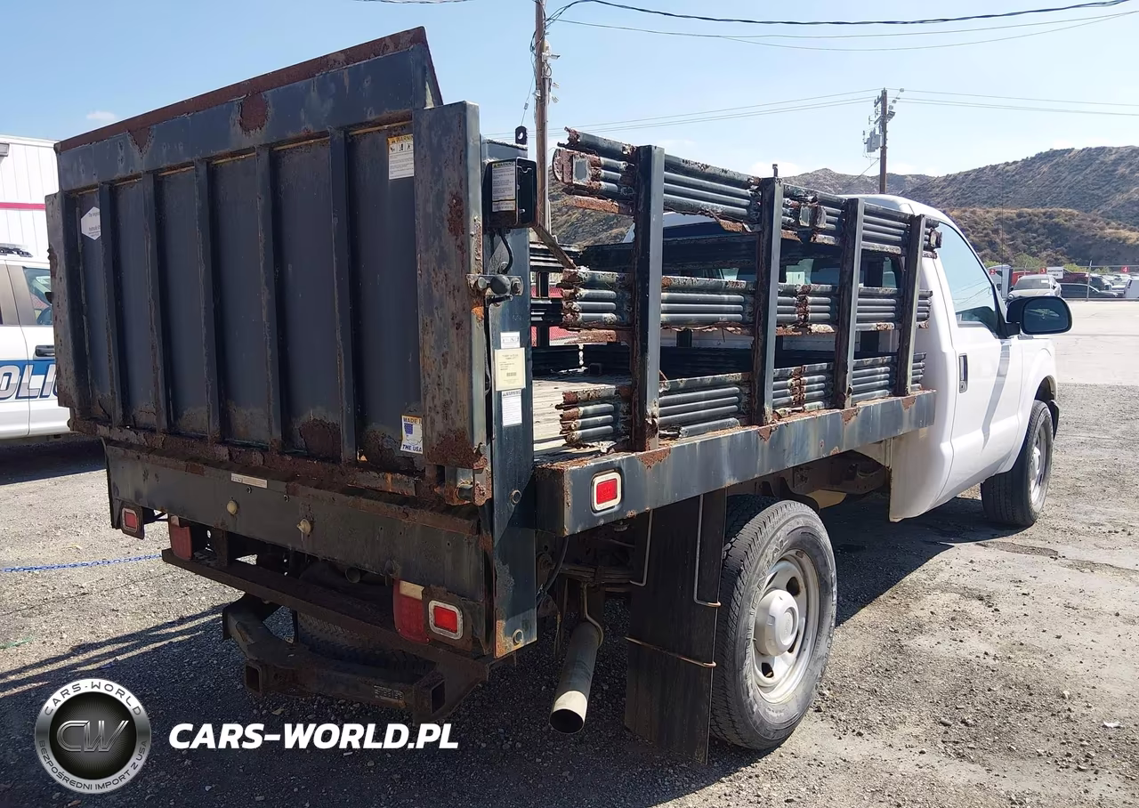2015 Ford F-350 Xl VIN:1FDRF3A61FED11079 - 4