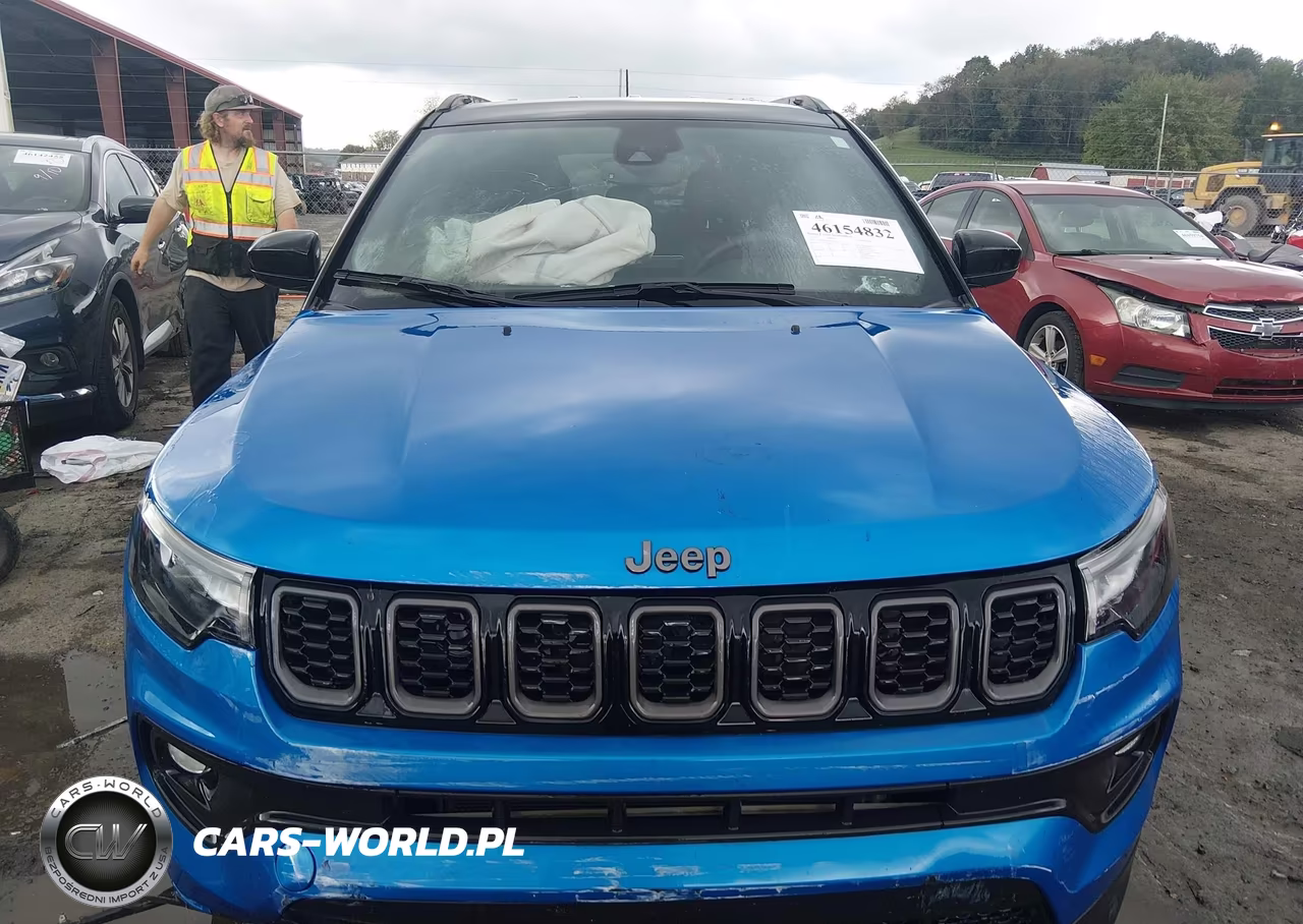 2024 Jeep Compass Latitude 4X4 VIN:3C4NJDBN2RT122782 - 12