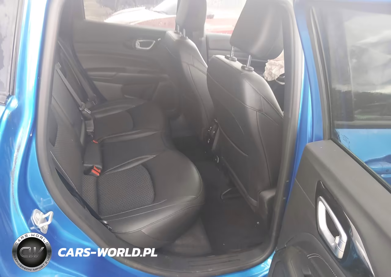 2024 Jeep Compass Latitude 4X4 VIN:3C4NJDBN2RT122782 - 8