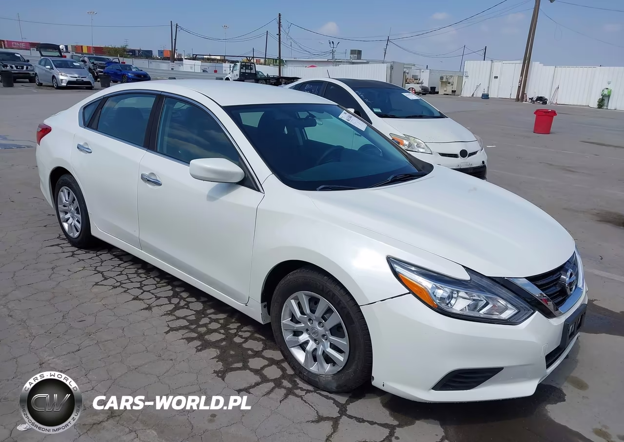 2017 Nissan Altima 2.5 S – zdjęcie 1 z 12