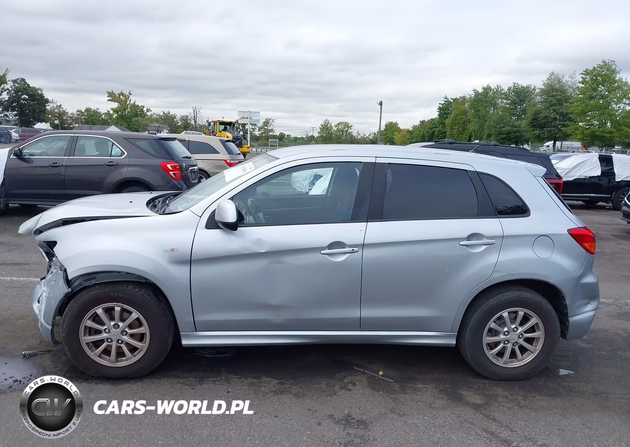 2011 Mitsubishi Outlander Sport Es VIN:JA4AP3AU4BZ017041 - 14