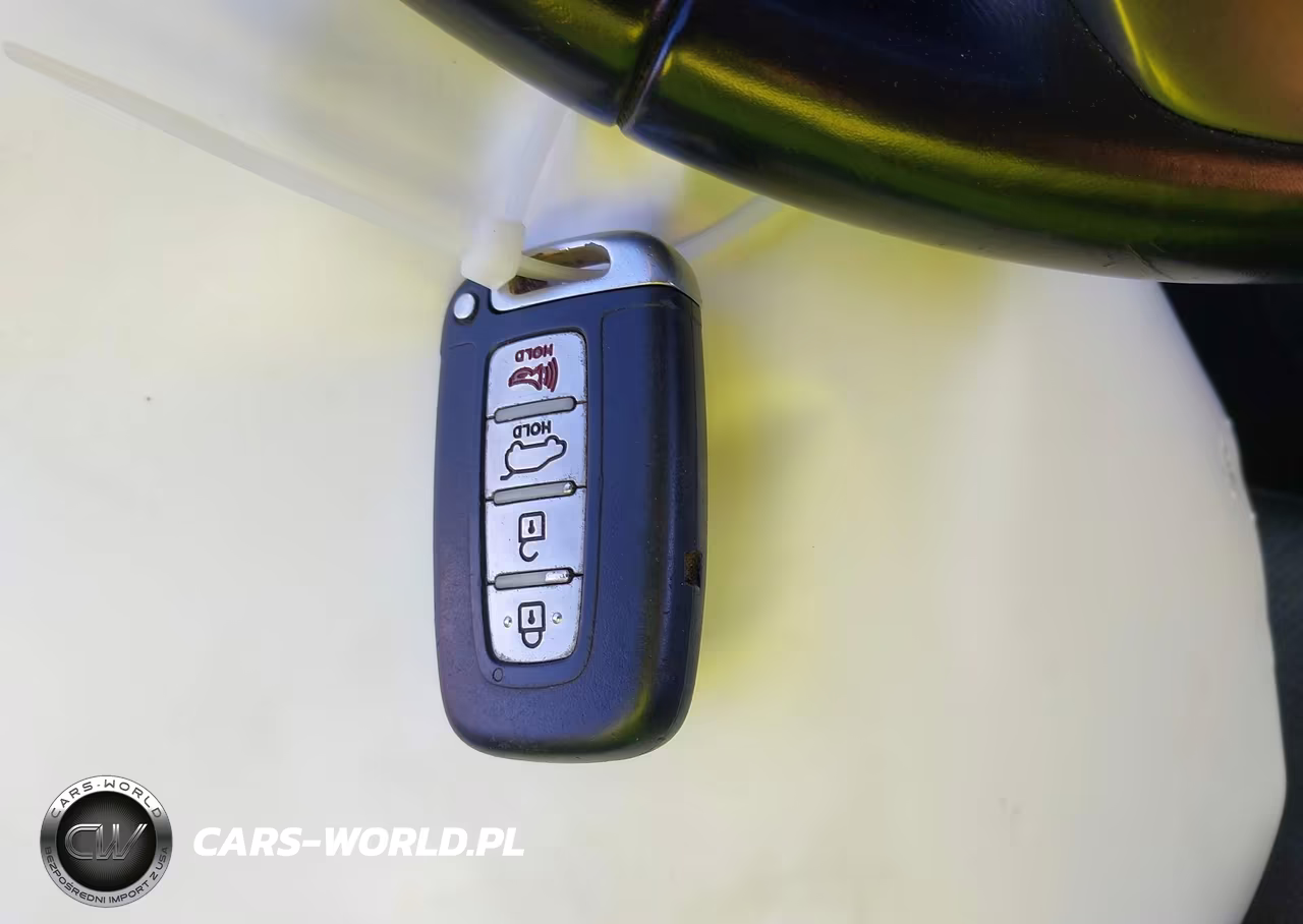 2015 Hyundai Veloster Turbo VIN:KMHTC6AE9FU233390 - 11