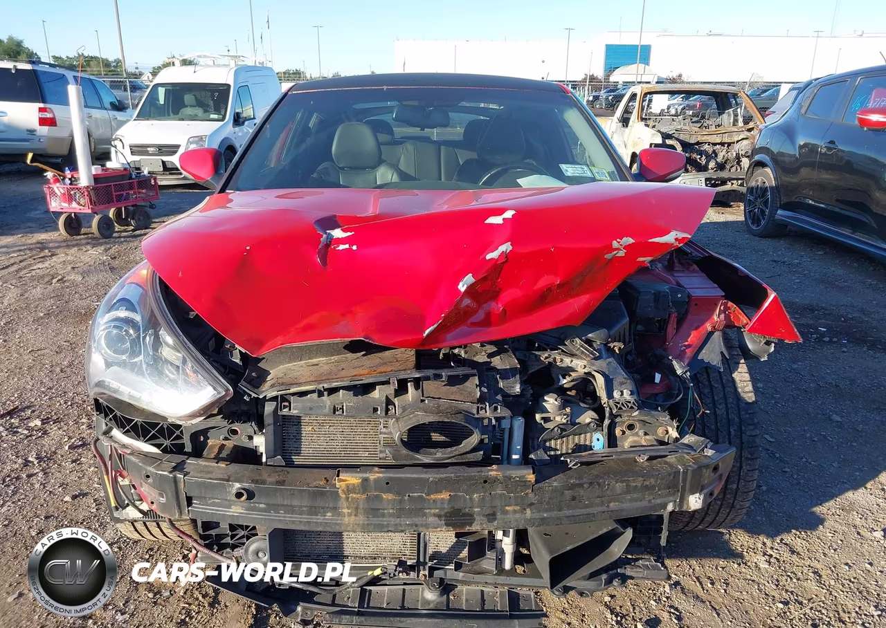 2015 Hyundai Veloster Turbo VIN:KMHTC6AE9FU233390 - 13