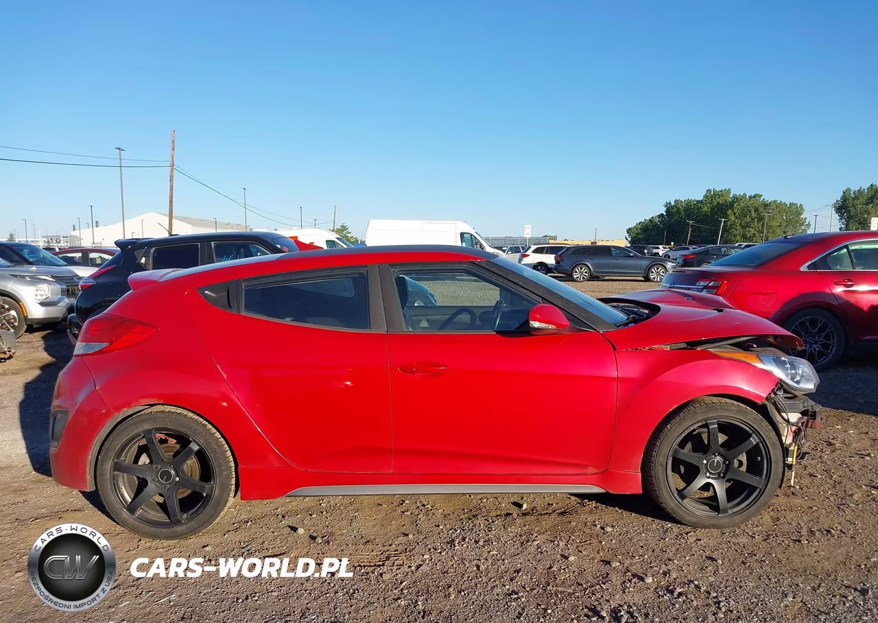 2015 Hyundai Veloster Turbo VIN:KMHTC6AE9FU233390 - 14