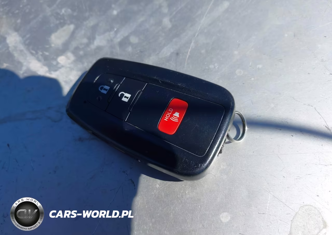2021 Toyota Rav4 Hybrid Xle VIN:2T3RWRFV8MW116819 - 11