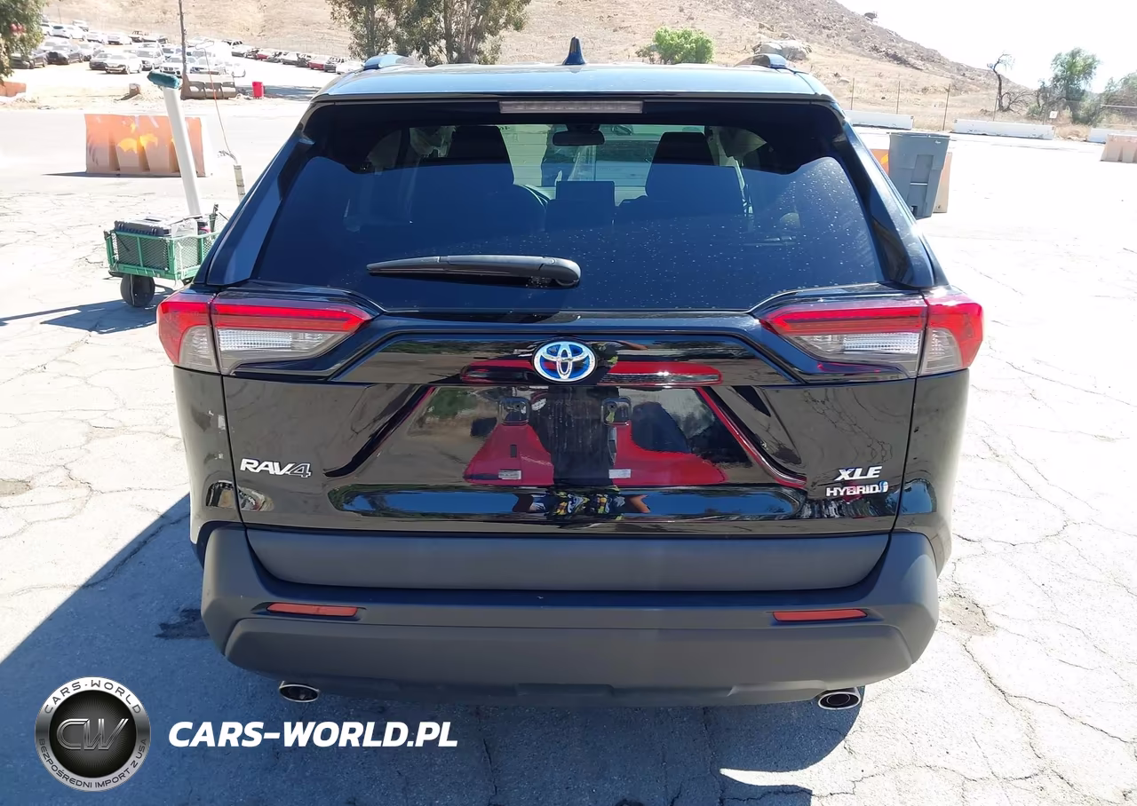 2021 Toyota Rav4 Hybrid Xle VIN:2T3RWRFV8MW116819 - 16