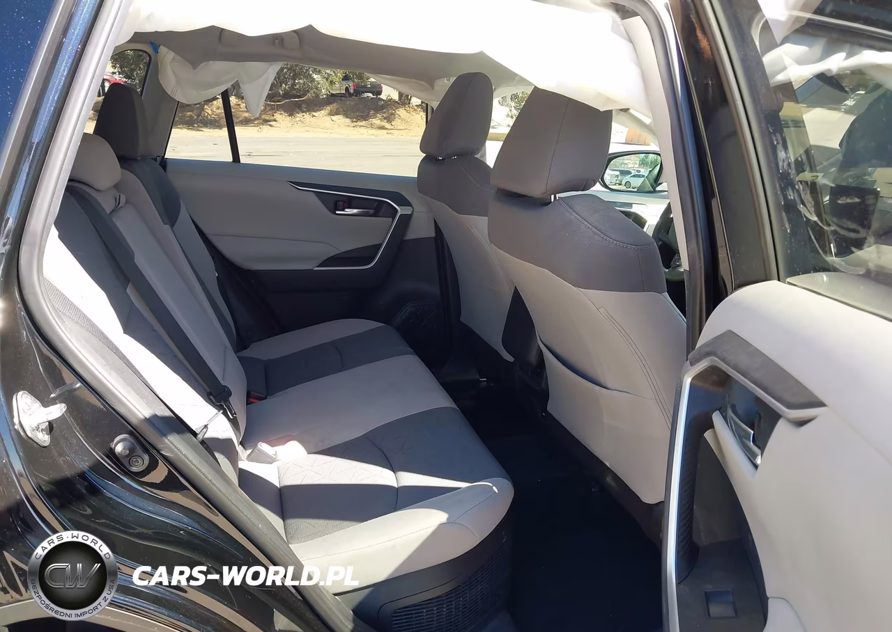 2021 Toyota Rav4 Hybrid Xle VIN:2T3RWRFV8MW116819 - 8