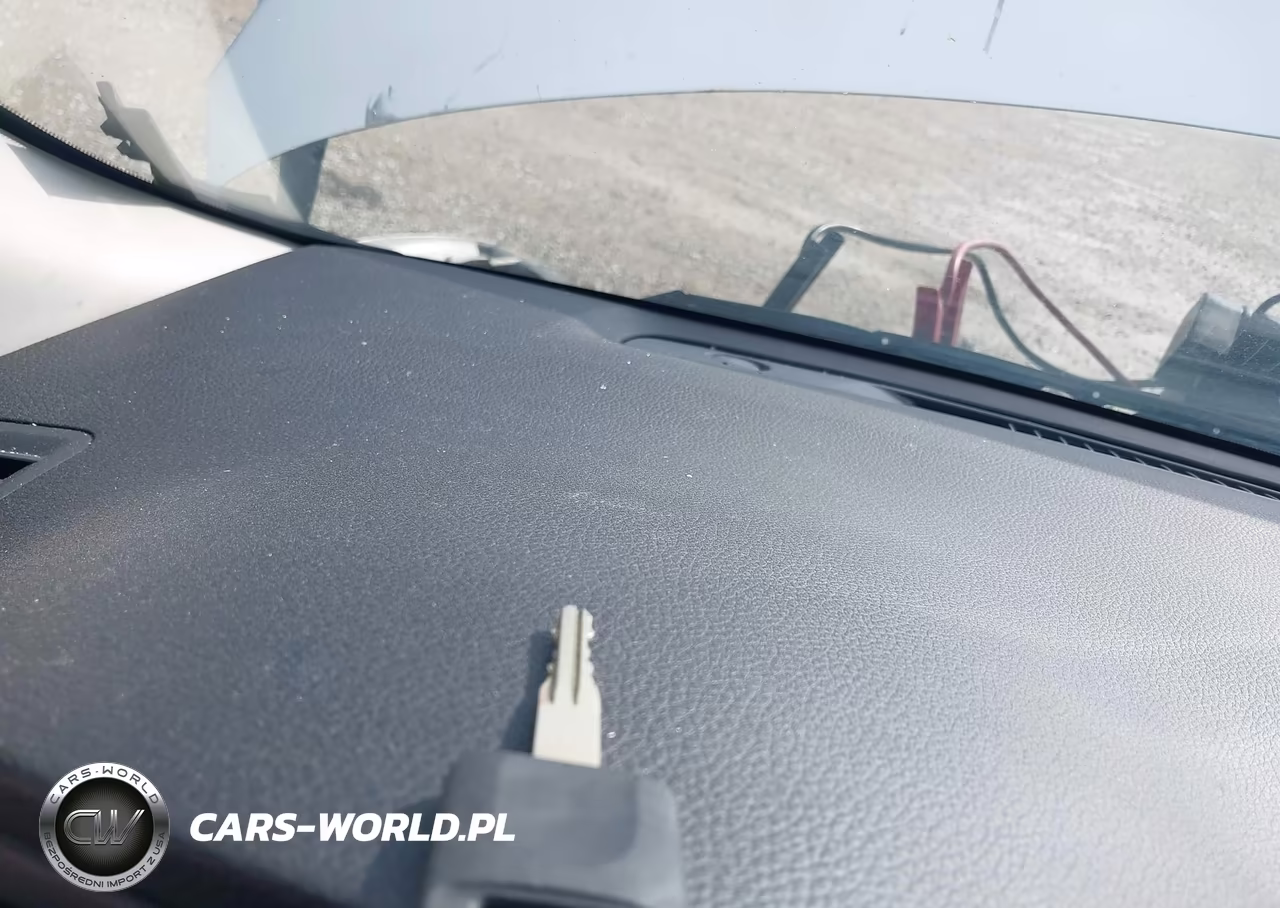 2018 Nissan Sentra S VIN:3N1AB7AP2JY291551 - 11