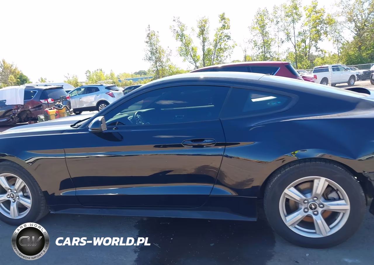 2017 Ford Mustang V6 VIN:1FA6P8AM2H5240693 - 15