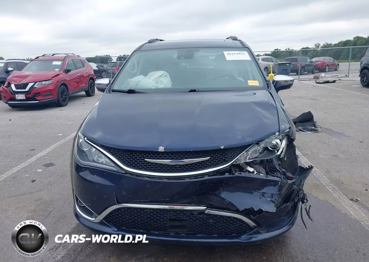 2017 Chrysler Pacifica Limited VIN:2C4RC1GG9HR689254 - 12