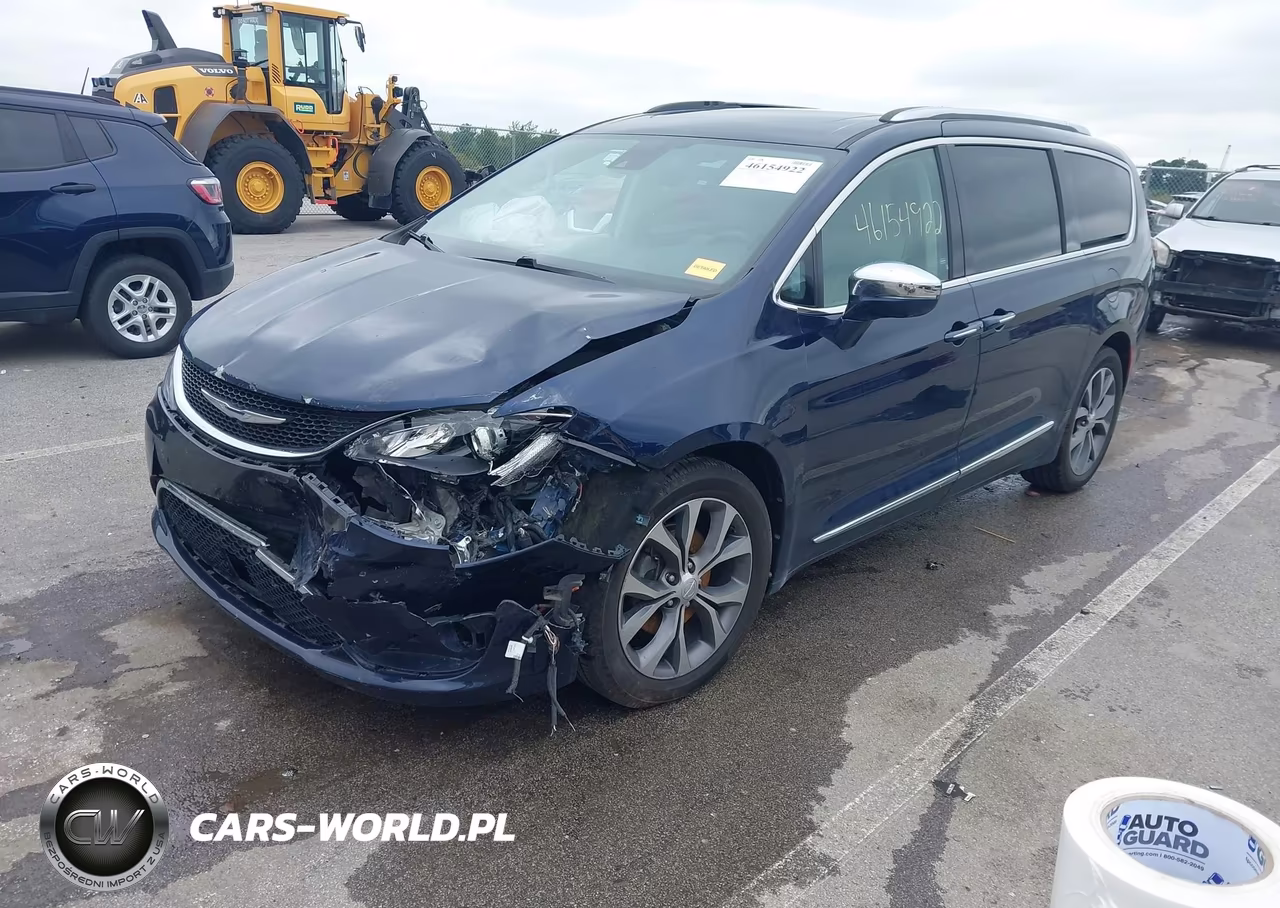 2017 Chrysler Pacifica Limited VIN:2C4RC1GG9HR689254 - 2
